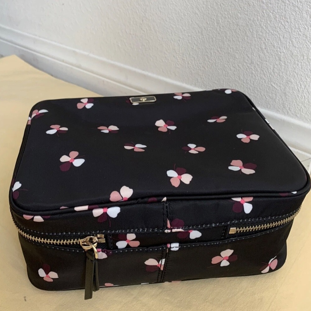 🌹🍃New KATE SPADE ♠️ NEW YORK Dawn Dusk Buds Ditsy Trifold Travel Cosmetic Case🍃🌹 - Picture 3 of 12